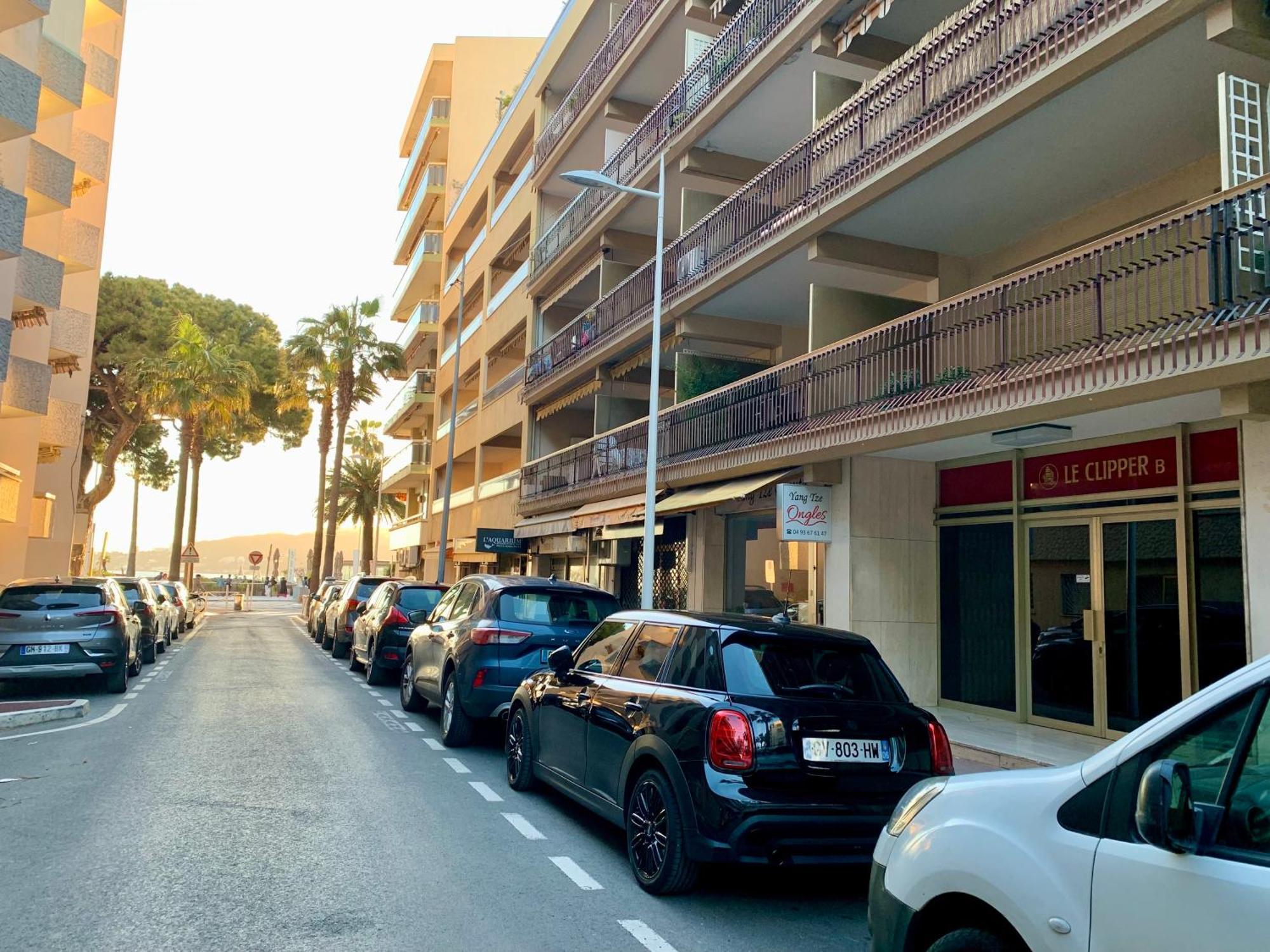 Somptueux Appartement 20M Plages Avec Vue Mer Αντίμπ Εξωτερικό φωτογραφία